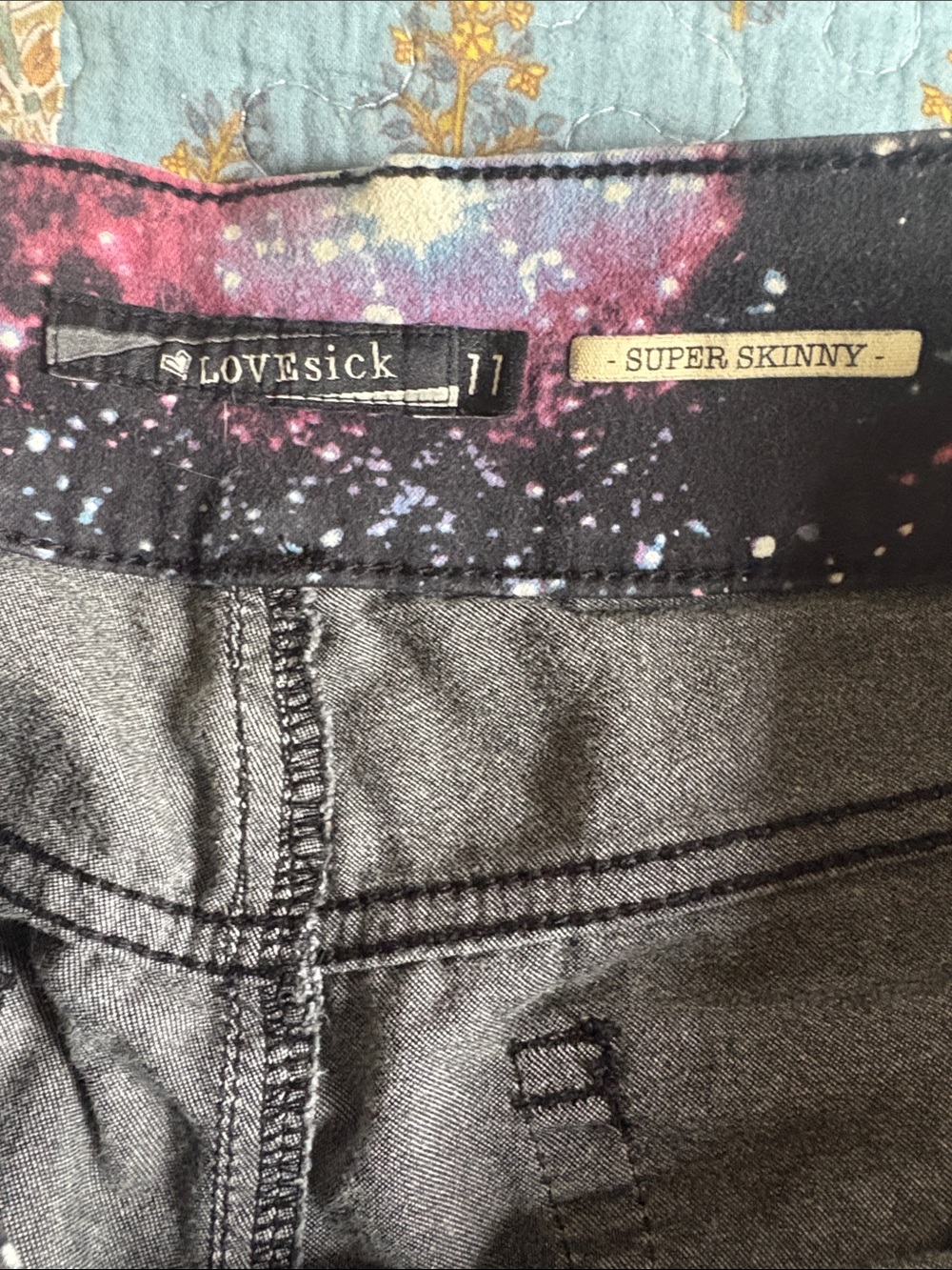 Lovesick Black & Pink Galaxy Print Kids Leggings - Picture 2 of 6